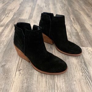 KorkEase Black Suede Chandra Block Heel Bootie 7.5